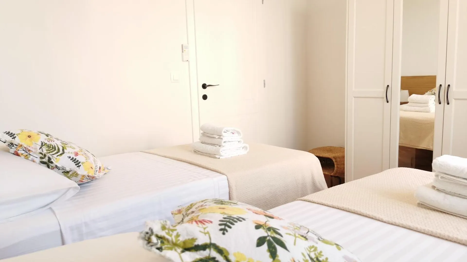 New Paradise In Vinjerac Semesterbostad